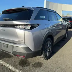 Peugeot 5008 HYBRID 145CH ALLURE E-DCS6 Saint-L&eacute;ger-de-Lini&egrave;res