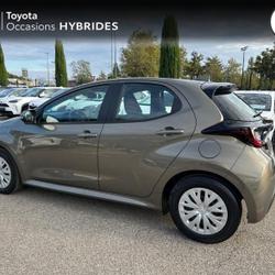 Toyota Yaris 116h Dynamic Business 5p + Programme Beyond Zero Academy MY22 Arles
