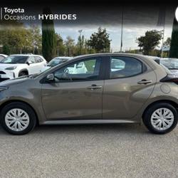 Toyota Yaris 116h Dynamic Business 5p + Programme Beyond Zero Academy MY22 Arles