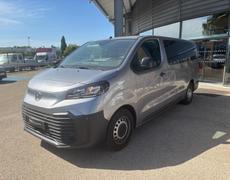 Toyota Proace verso Arles