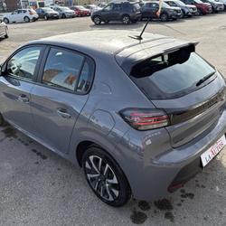 Peugeot 208 1.2 Hybrid 100ch Active e-DCS6 Auch