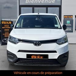Toyota Proace City 1.5 100 D-4D - Start&Stop (RC21)  FOURGON Fourgon Medium Business PHASE 1 Le Castelet