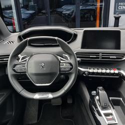 Peugeot 3008 1.2i PureTech 12V S&S - 130 - BV EAT8  II 2016 GT Line PHASE 1 Le Castelet