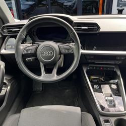 Audi A3 Sportback 1.4 40 TFSI e - 204 - BV S-Tronic 6  8Y SPORTBACK Business Line PHASE 1 Le Castelet