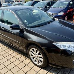 Renault Laguna 3 2.0 DCI 150 DYNAMIQUE Nouvoitou