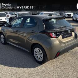 Toyota Yaris 116h Dynamic Business 5p + Programme Beyond Zero Academy MY22 occasion - Cavaillon - photo 2/23