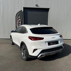 Kia XCee'd 1.6 CRDi MHEV 136 Stop&Go X Design Ponts