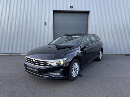 Volkswagen Passat - 2.0 150 DSG Style Business Toit Ouvrant et Attelage amovible - 23 980 €