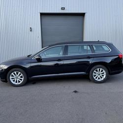 Volkswagen Passat 2.0 150 DSG Style Business Toit Ouvrant et Attelage amovible Ponts