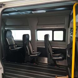 Peugeot Boxer combi BLUEHDI 120 S&S 335 L2H2 RAMPE TPMR 7 PLACES GRUAU Ponts