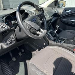 Ford Kuga 1.5 TDCi 120 4x2  Titanium Ponts