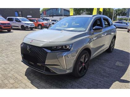 DS DS7 - 1.5 BlueHDI 130 EAT8 Performance Plus avec Hayon élec et Attelage - 26 980 €