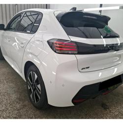 Peugeot 208 Hybrid 100 e-DCS6 Allure + cameras occasion - Avranches - photo 3/8