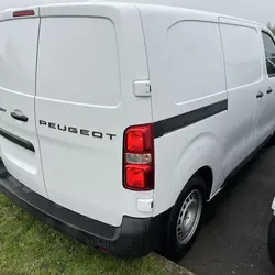 Peugeot Expert M 1.5 BLUEHDI 120CH S&S M&eacute;rignac