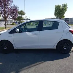 Toyota Yaris HSD 100H BUSINESS 5P Chantonnay