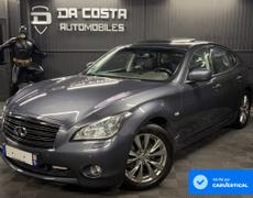 Infiniti M Taverny