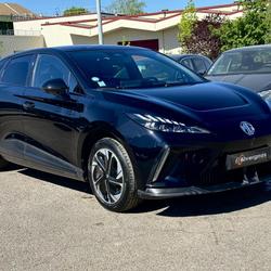 MG MG4 EV 64KWH - 150 KW 2WD LUXURY Chambourcy