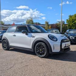 Mini Mini III (2) (F56) HATCH COOPER SE 184 EDITION PREMIUM 32.6 KWH occasion - Chambourcy - photo 3/28