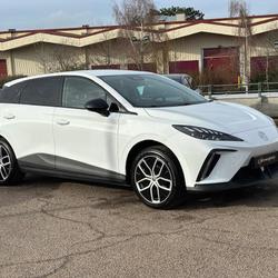 MG MG4 EV 64KWH - 150 KW 2WD LUXURY Chambourcy