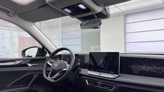 Volkswagen Tiguan  - photo 3