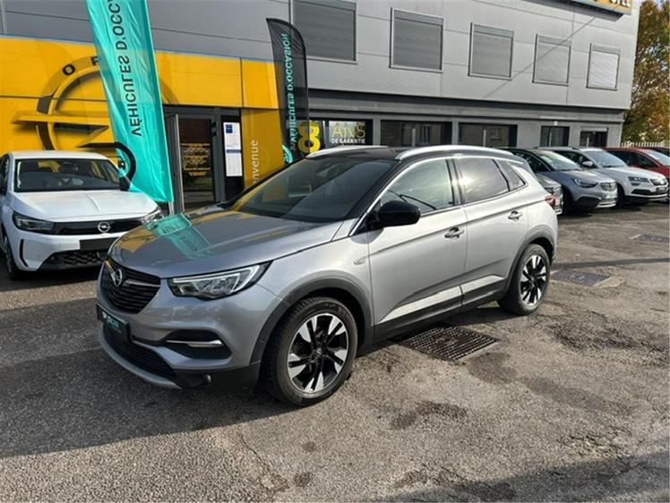 Opel Grandland  - 14 500 €