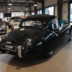 Jaguar XK 120 160ch - Ann&eacute;e : 1954 Bourgoin-Jallieu