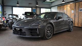 Porsche Panamera  - photo 0