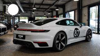 Porsche 911 type 992  - photo 1