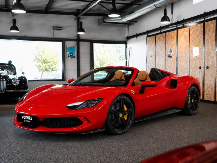 Ferrari 296  - 329 000 €