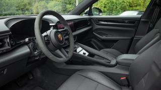 Porsche Macan  - photo 2
