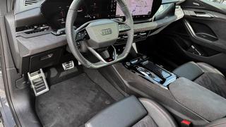 Audi Q6 e-tron  - S Line - photo 4
