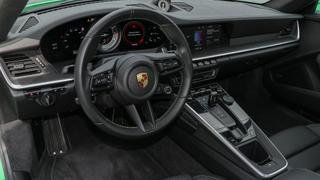 Porsche 911 type 992  - photo 2