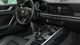 Porsche 911 type 992  - photo 3