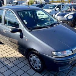 Fiat Punto PUNTO 1.9 JTD 86CH ACTIVE Nouvoitou