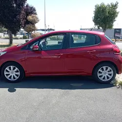 Peugeot 208 1.6 BLUEHDI 100 ACTIVE 5P Chantonnay