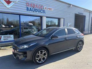 Kia XCee'd - XCEED 1.6 CRDI PREMIUM - 16 990 €