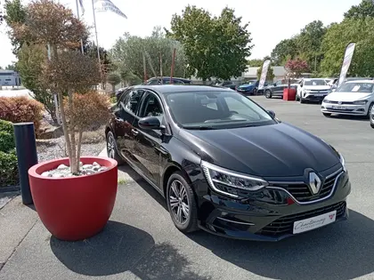 Renault Megane 4 - 1.5 BLUE DCI 115 EVOLUTION EDC - 17 690 €