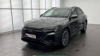Audi Q8  - photo 0
