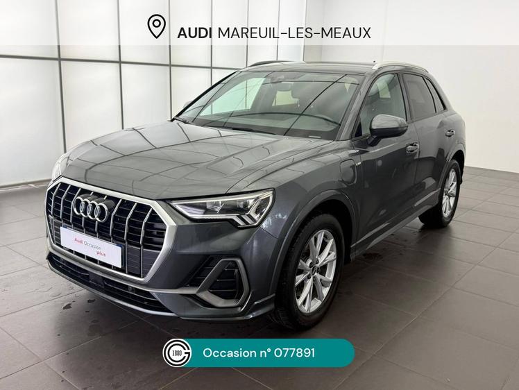Audi Q3  - S Line - 32 990 €