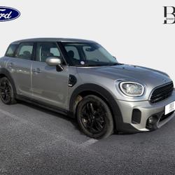 Mini Countryman Cooper 136ch  Essential BVA7 Vitr&eacute;