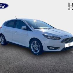 Ford Focus 1.0 EcoBoost 125ch Stop&Start Titanium Vitr&eacute;