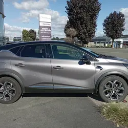 Renault Captur 1.6 E-TECH HYBRIDE 145 INTENS occasion - Chantonnay - photo 2/23