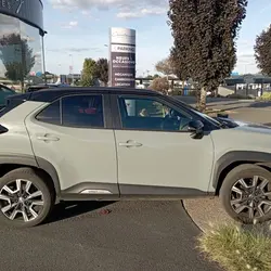 Toyota Yaris Cross 130H PREMIERE AWD-I MC24 occasion - Chantonnay - photo 3/28