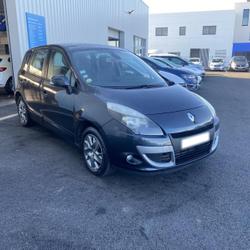 Renault Scenic 3 1.5 dCi 110ch FAP Expression Les Sables-d'Olonne