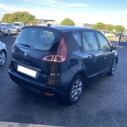 Renault Scenic 3 1.5 dCi 110ch FAP Expression Les Sables-d'Olonne