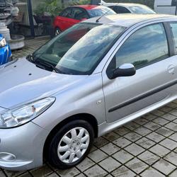 Peugeot 206+ TRENDY occasion - Nouvoitou - photo 2/6
