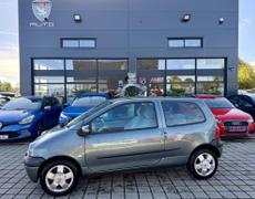 Renault Twingo 1 Nouvoitou