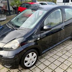 Toyota Aygo 1.0 68CH VVTi IN occasion - Nouvoitou - photo 2/6