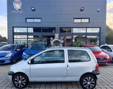 Renault Twingo 1 Nouvoitou
