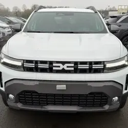 Dacia Duster 1.6 HYBRID 140CH JOURNEY Saint-L&eacute;ger-de-Lini&egrave;res